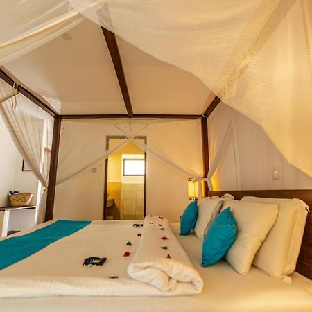 Diani Sea Lodge Диани-Бич Экстерьер фото