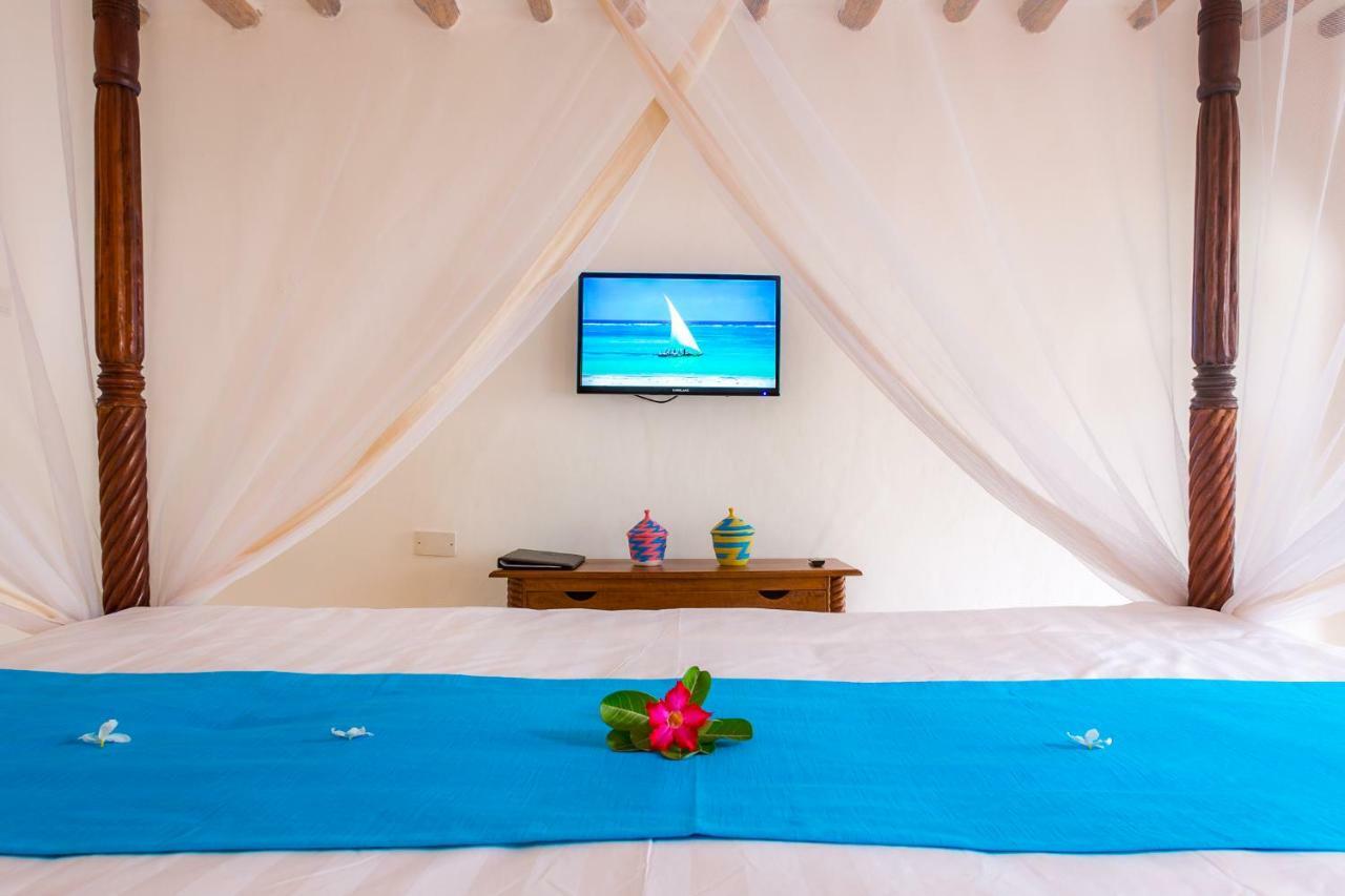 Diani Sea Lodge Диани-Бич Экстерьер фото
