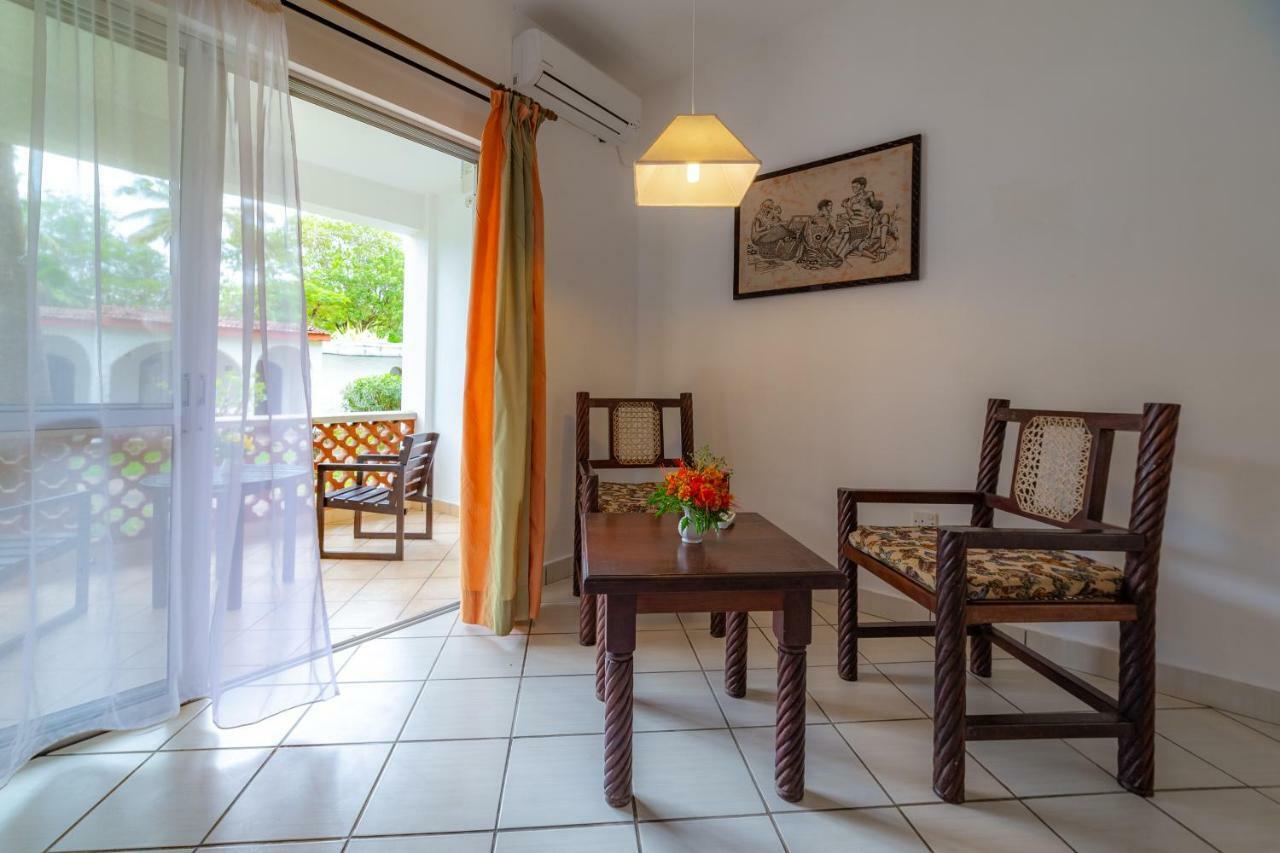 Diani Sea Lodge Диани-Бич Экстерьер фото